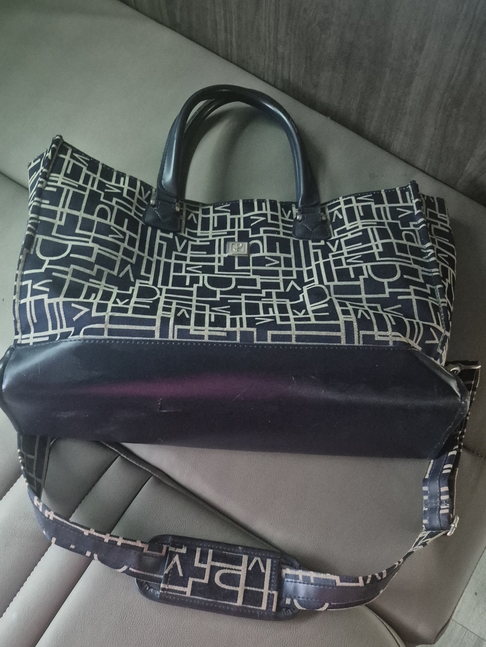 Diane Von Furstenberg Navy and Tan Logo Tote with Detachable Strap